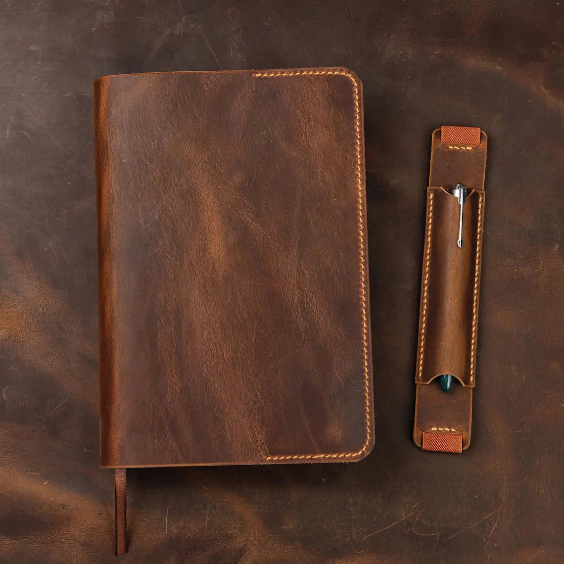 Funda de Cuero Personalizada para Biblia KJV | Estuche Protector con Grabado
